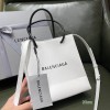 발렌시아가 쇼핑백 572411 화이트