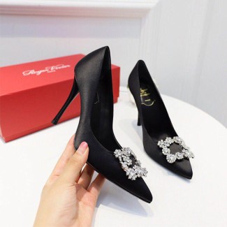 로저비비에 신상 힐 RV5428 블랙