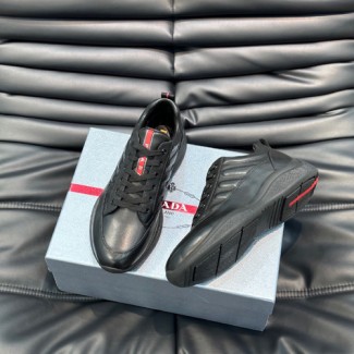 프라다 남성용 스니커즈 F0900