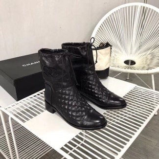 샤넬 쇼트 부츠 G34096 블랙