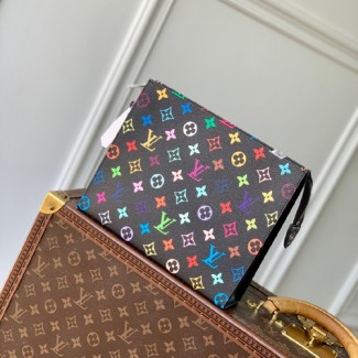 루이비통 토일레트리 파우치  M13746