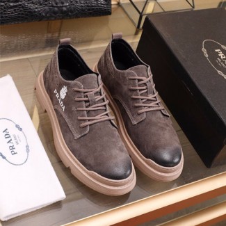 프라다 남성용 신상 스니커즈 F0750-1