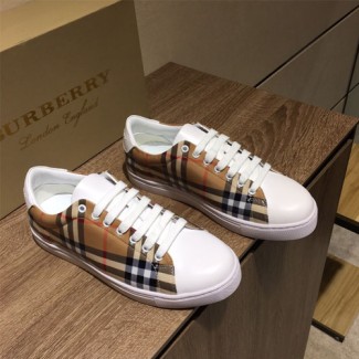 버버리 남성용 신상 스니커즈 801096465