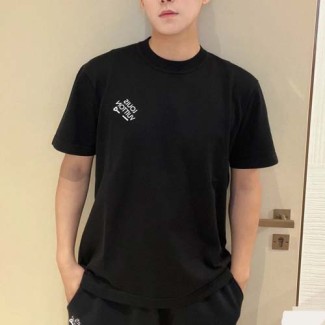 루이비통  남여공용  반팔  M10209-1