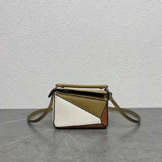 로에베 퍼즐백 미니 11020-10