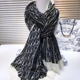 디올 신상 스카프 D1067