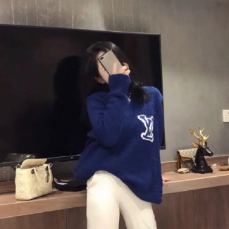 루이비통 남여공용 니트 M10405 블루