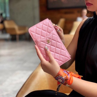  샤넬 iPhone 클래식 파우치 AP6623 핑크