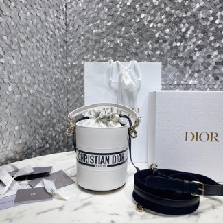 디올 바이브 스몰 버킷백 M8703 화이트
