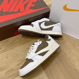 나이키 에어조던 1 레트로 로우 x 트레비스스캇  NK1103-3