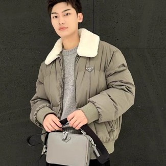 프라다 남여공용 자켓  3A548