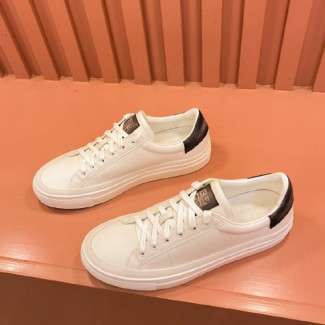 지방시 남성용 스니커즈 GV390702-5