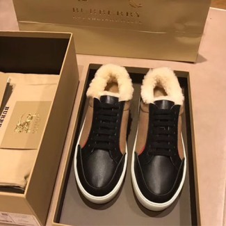 버버리 여성용 신상 운동화 BB181122 블랙