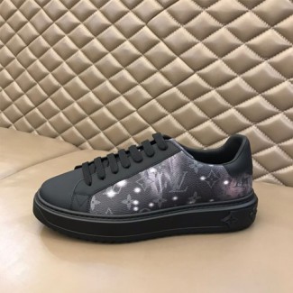 루이비통 남여공용 신상 스니커즈 M0330