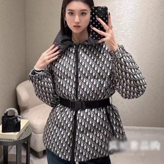 디올 여성용 신상 패딩 D84368
