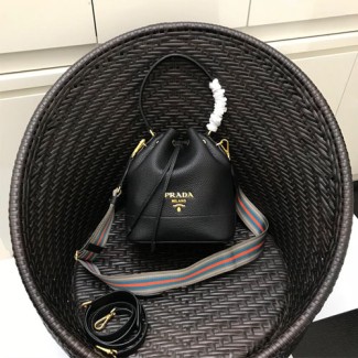 프라다 신상 가죽 버킷백 1BE018 블랙