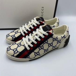 구찌 남성용 신상 스니커즈 620295