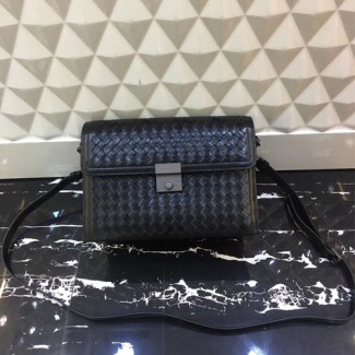 보테가 신상 크로스백 V3002 블랙