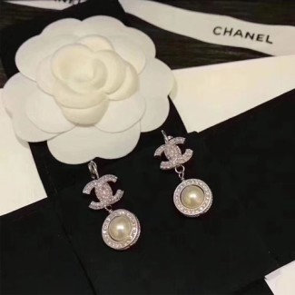 샤넬 신상 귀걸이 C171971