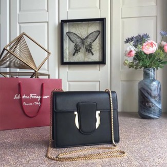 페레가모 탈리아 체인백 21F893 블랙