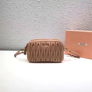 미우미우 마테라쎄 미니 크로스백 5BH539 베이지