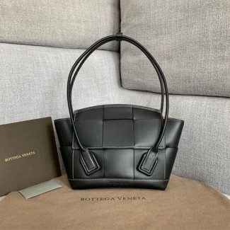 보테가 프렌치 카프 아르코 33 백 575943 민자 블랙