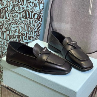 프라다 여성용 로퍼 F0829