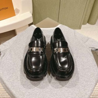 루이비통 남여공용 로퍼 M0565-2