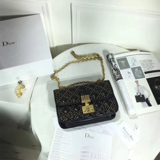 디올 어딕트 스터드 플랩백 체인 숄더백 M5818 블랙