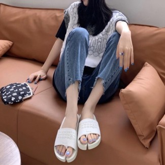 마르지엘라 남여공용 슬리퍼 190232 화이트