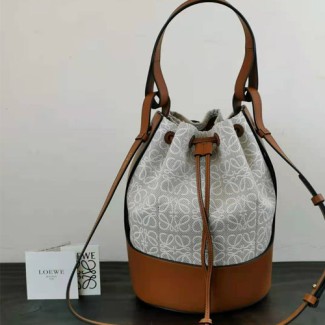 로에베 벌룬 미듐 버킷백 440824