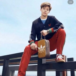 구찌 남여공용 가디건 617528