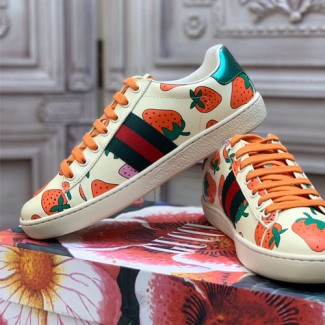 구찌 여성용 신상 스니커즈 620280