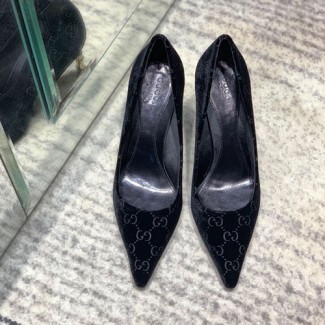 구찌 신상 미드힐 펌프스 ‎602498 벨벳 블랙