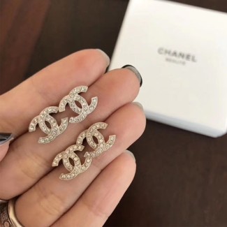 샤넬 신상 귀걸이 C171982
