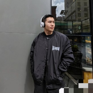 발렌시아가 남여공용 자켓 528812