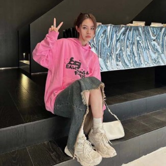 발렌시아가  남여공용 후드  528774-3