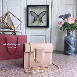 페레가모 탈리아 체인백 21F893 핑크