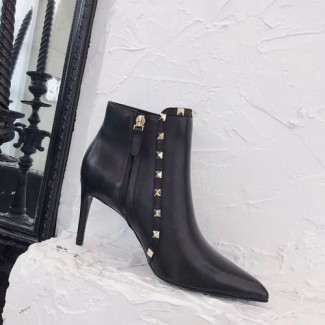 발렌티노 신상 앵글 부츠 NW50057 블랙