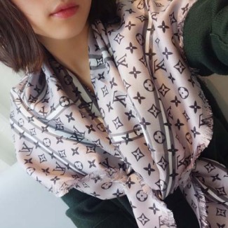 루이비통 신상 스카프  MP2358-3