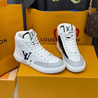 루이비통 남여공용 스니커즈   M0435