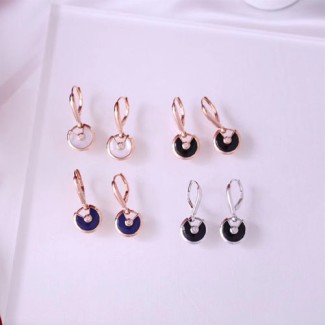 까르띠에 신상 귀걸이 CA92529