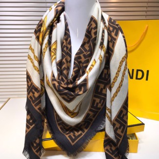 펜디 신상 스카프 FD70225