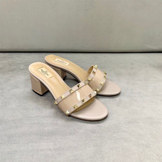 발렌티노 신상 슬리퍼 2S0S33