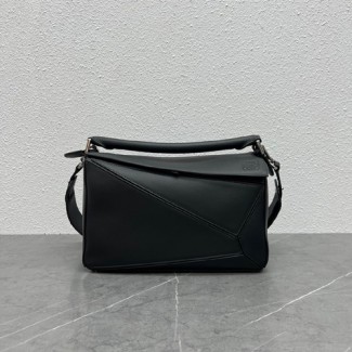 로에베 퍼즐백 미듐 11023-1