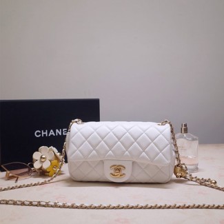 샤넬 램스킨 플랩백 스몰 AS1787 화이트