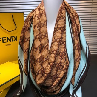 펜디 신상 스카프 FD70219
