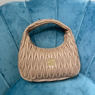 미우미우 완더 마테라쎄 호보백 5BC108-3