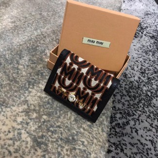 미우미우 자카드 패브릭 및 마드라스 가죽 지갑 5MV204 블랙