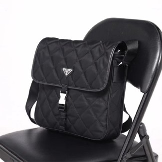 프라다 신상 크로스백 VA0951 블랙